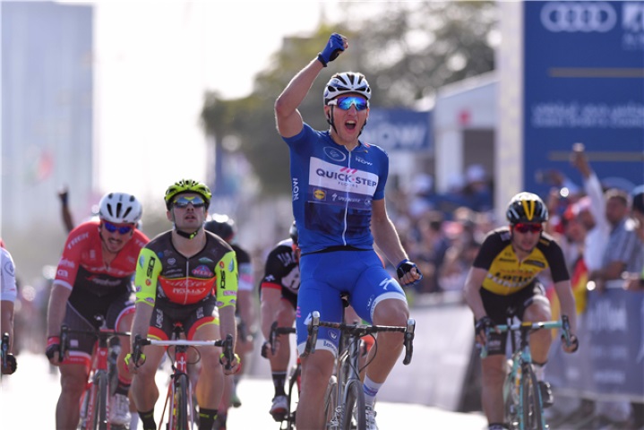 Marcel Kittel Wint Opnieuw In Dubai Cyclingsite Be